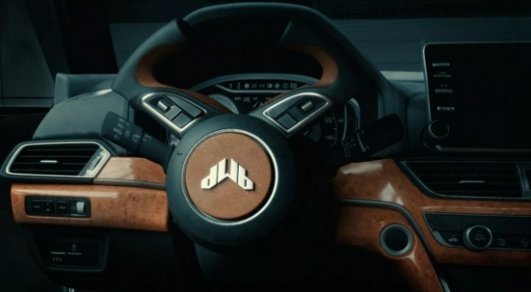 У США показали незвичайний автомобіль з оригінальним кермом та прозорими дверима