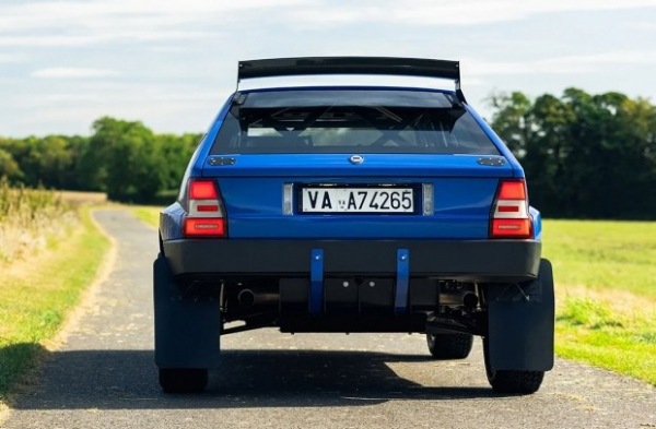 Культову Lancia Delta відродили у форматі «позашляховика» Культову Lancia Delta відродили у форматі «позашляховика»