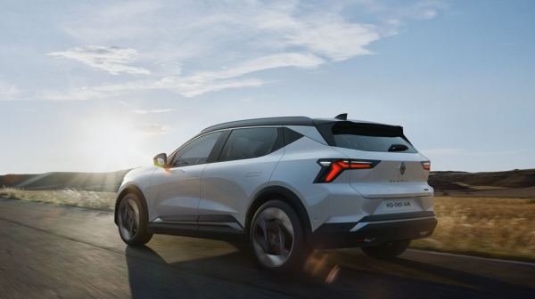 Renault Scenic официально стал электрокаром