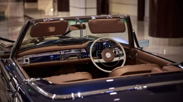 Культовий кабріолет Mercedes-Benz SL W113 повернули у виробництво