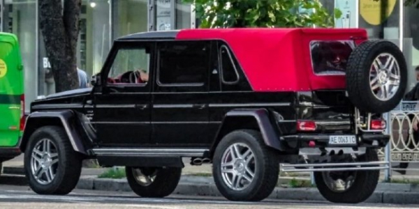 В Україні помітили унікальний позашляховик &laquo;Гелендваген&raquo; Landaulet