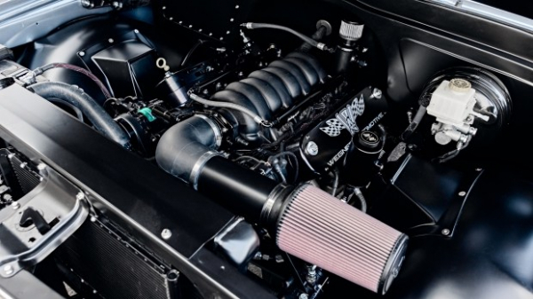 Культовий американський позашляховик 70-х повернули у виробництво