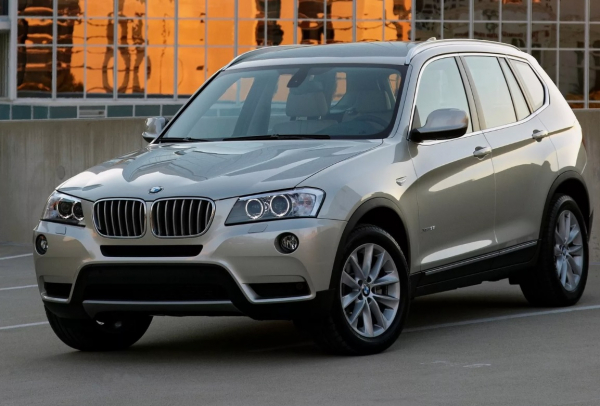 Autonews.ru: названы реальные цены на популярные у россиян автомашины BMW, Kia и Geely 