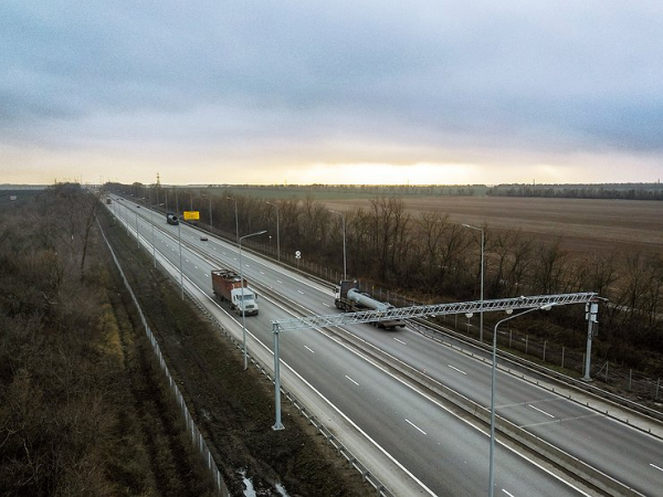 «Автодор» тайком повысил стоимость проезда по платным дорогам «Автодор» тайком повысил стоимость проезда по платным дорогам