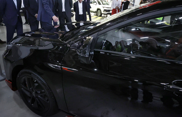 Антон Шапарин: &laquo;Лада&raquo;&nbsp;&mdash; это безысходность, отлитая в металле