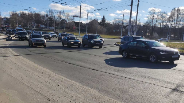 К каким заболеваниям приводит езда на автомобиле с открытыми окнами