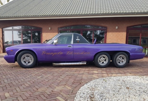 Старенький Jaguar XJ перетворили на незвичайний шестиколісний пікап