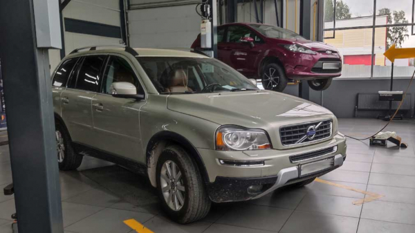 Как разводят в автосервисе: названы любимые уловки ремонтников