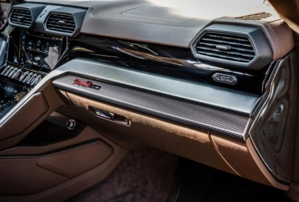 Презентовано екстремальний кросовер Lamborghini Urus