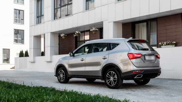 ТОП-5 самых дешевых семиместных автомобилей в России