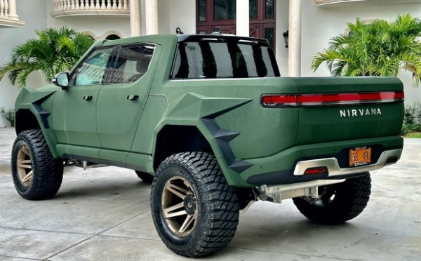 Rivian R1T перетворили на пікап для найекстремальніших умов