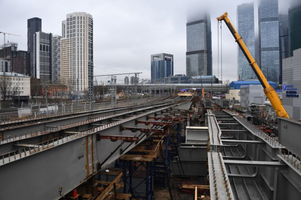 Чтобы никто не ездил: как и зачем в России строят платные дороги