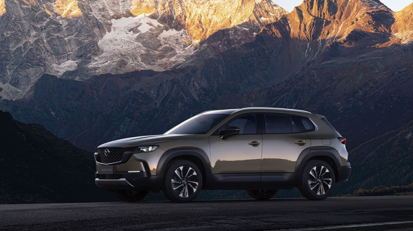 В РФ появились полноприводные кроссоверы Mazda CX-50 от 4,1 млн рублей