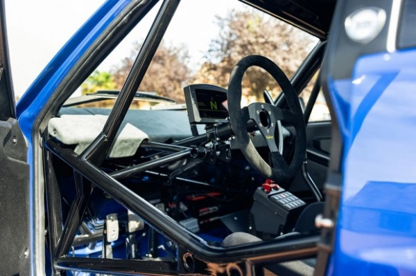 Культову Lancia Delta відродили у форматі «позашляховика» Культову Lancia Delta відродили у форматі «позашляховика»