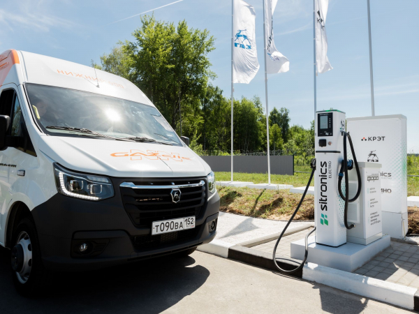 Электрический автопарк: опыт 5 крупнейших компаний мира