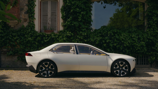 BMW показала автомобиль будущего