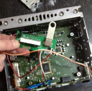 Как подключить ЮСБ к магнитоле, Bluetooth AUX и другие решения