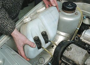 Не работает стеклоомыватель лобового стекла: основные причины Не работает стеклоомыватель лобового стекла: основные причины