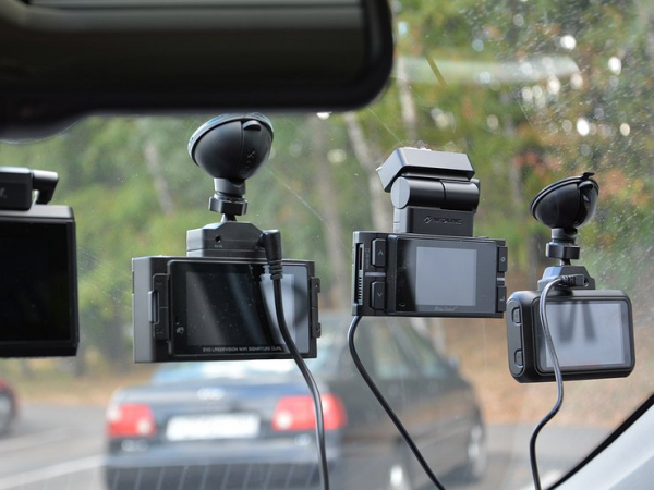 Почему надо менять автомобильный видеорегистратор каждые два-три года