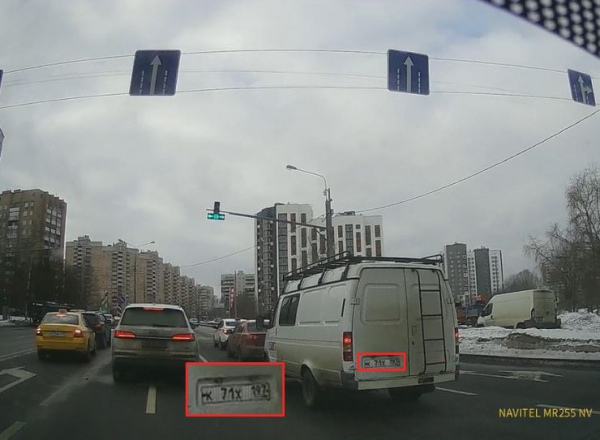 Почему салонное зеркало автомобиля должно быть умным, и как этого добиться