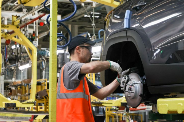 Поможет ли несчастье: что ждет российские автозаводы, попавшие под санкции США