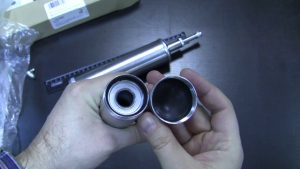 Смазочный шприц: как выбрать и особенности использования Смазочный шприц: как выбрать и особенности использования