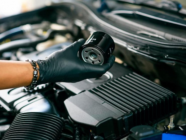 Зачем опытные автовладельцы иногда вскрывают масляный фильтр