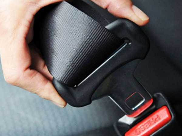 Заклинило ремень безопасности: что делать и как отремонтировать Заклинило ремень безопасности: что делать и как отремонтировать