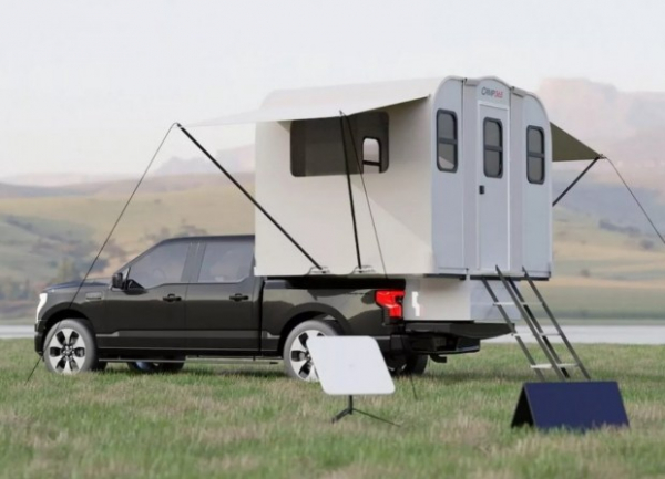 Компанія Camp365 розробила &laquo;складний&raquo; автобудинок для електричних пікапів