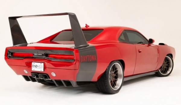 Компанія eXoMod показала дивовижний маслкар D69 Carbon Daytona