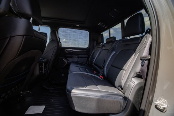 Серійний пікап Ram 1500 TRX &laquo;прокачали&raquo; до 1012 кінських сил