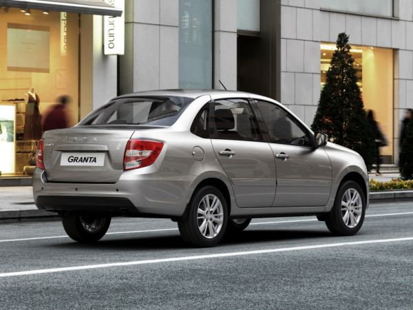 &laquo;АвтоВАЗ&raquo; придумал, как снизить цену для покупателей Lada за счет доставки 