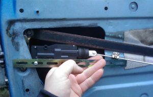 Центральный замок в машине: как работает и установка ЦЗ Центральный замок в машине: как работает и установка ЦЗ