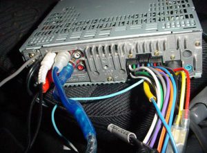 Как правильно подключить магнитолу в машине