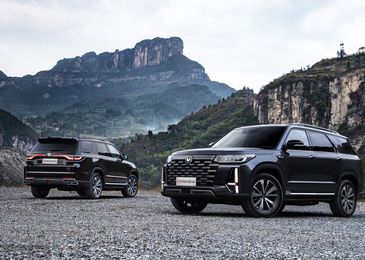 Оверсайз: сравнительный тест-драйв кроссоверов Changan CS95 и CS95 New