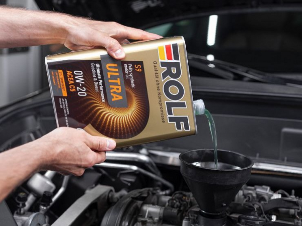 Почему менять моторное масло с уходом топовых производителей стало даже выгоднее