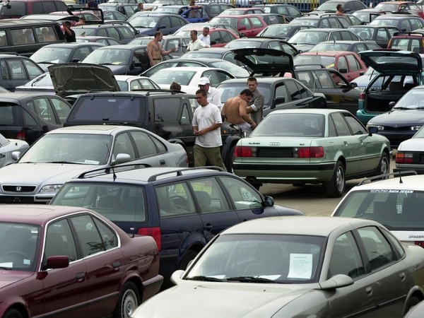 Почему опасно покупать подержанный автомобиль в респектабельном автосалоне