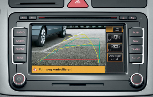 Подключение камеры заднего вида к&nbsp; магнитоле в автомобиле