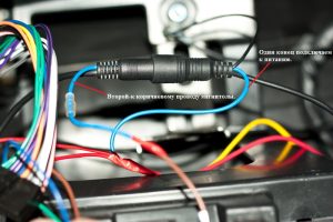 Подключение камеры заднего вида к&nbsp; магнитоле в автомобиле
