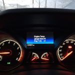 Потеют стекла в машине: что делать водителю