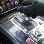 Потеют стекла в машине: что делать водителю