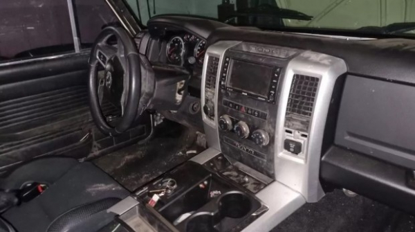 Старий Fiat 125p схрестили з Dodge Ram Старий Fiat 125p схрестили з Dodge Ram