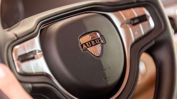 В ОАЭ запустили сборку седанов Aurus Senat