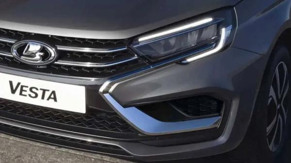 Дилеры сообщили о нехватке базовых версий LADA Vesta