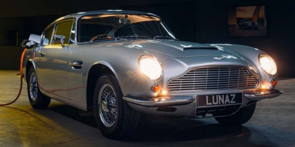 Компанія Бекхема повернула у виробництво Aston Martin DB6