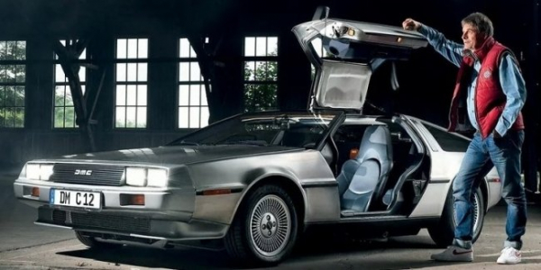 Культове авто з фільму «Назад у майбутнє» перетворили на швидкісний електромобіль Культове авто з фільму «Назад у майбутнє» перетворили на швидкісний електромобіль