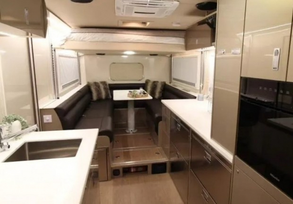 Що являє собою 8-місний «бункер на колесах» Що являє собою 8-місний «бункер на колесах»