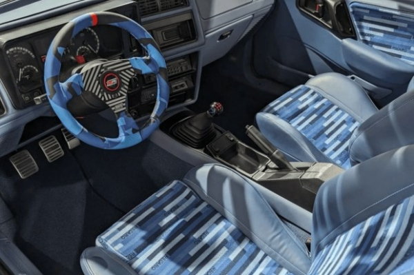 Старенький Ford Sierra перетворили на екстремальний спорткар