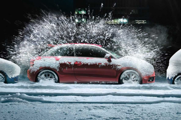 Эксперты ответили, зачем российские водители к зиме ставят на аккумулятор второй минусовой провод