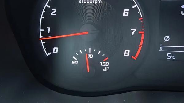 Какими должны быть обороты на холостом ходу на исправном двигателе